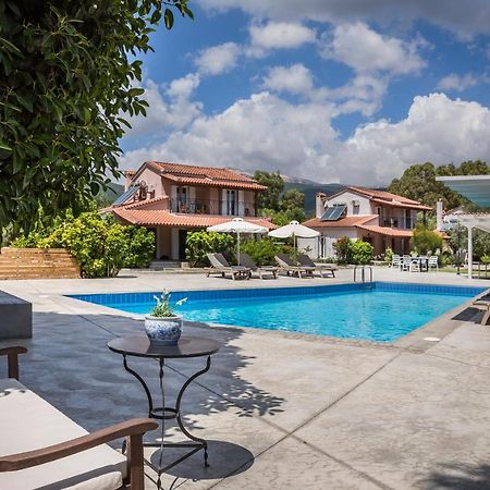 Emily Villas Sami  Exterior foto