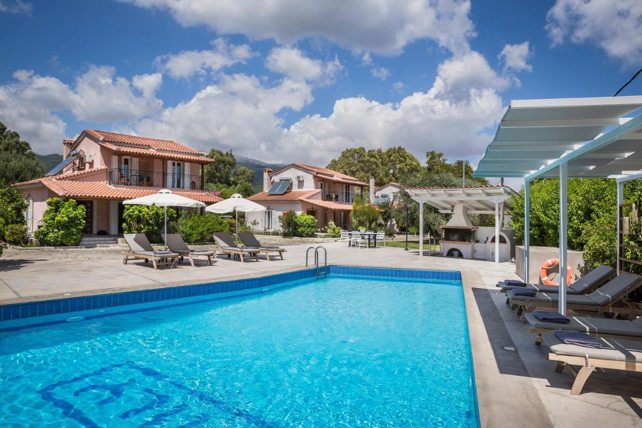 Emily Villas Sami  Exterior foto